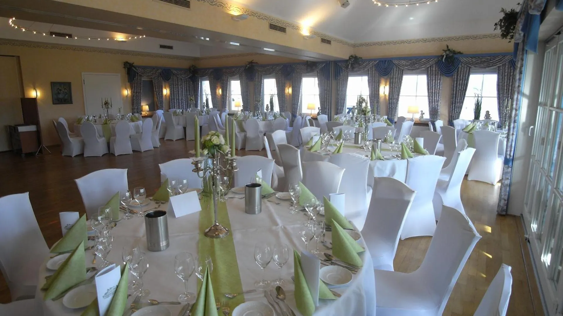 Land-Gut-Hotel Restaurant Kreuz Meyer Stuhr Hotel