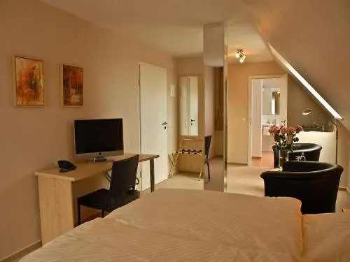 Land-Gut-Hotel Restaurant Kreuz Meyer Stuhr 3*,